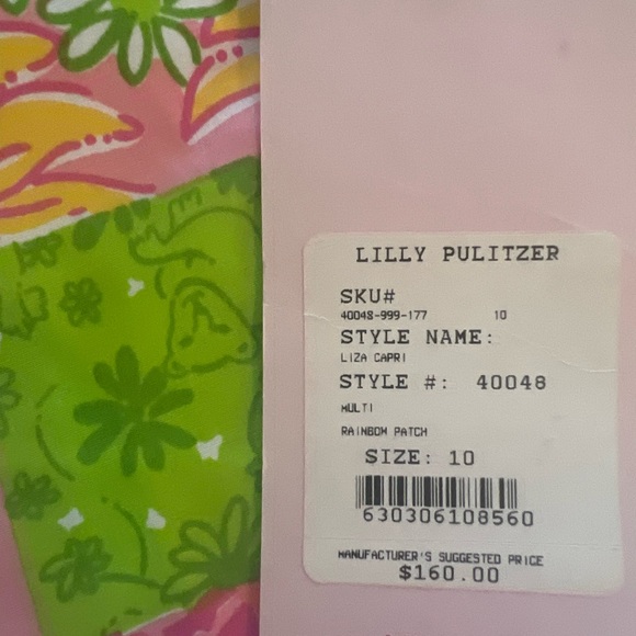 NWT Ladies Lilly Pulitzer Patchwork Capri Pant
Sz 19 multi vintage Lilly Patch. - Picture 3 of 6